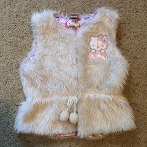 Hello kitty faux fur vest